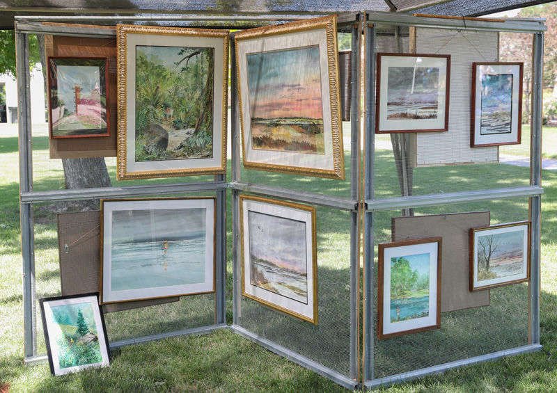 7-11 Art in the Park